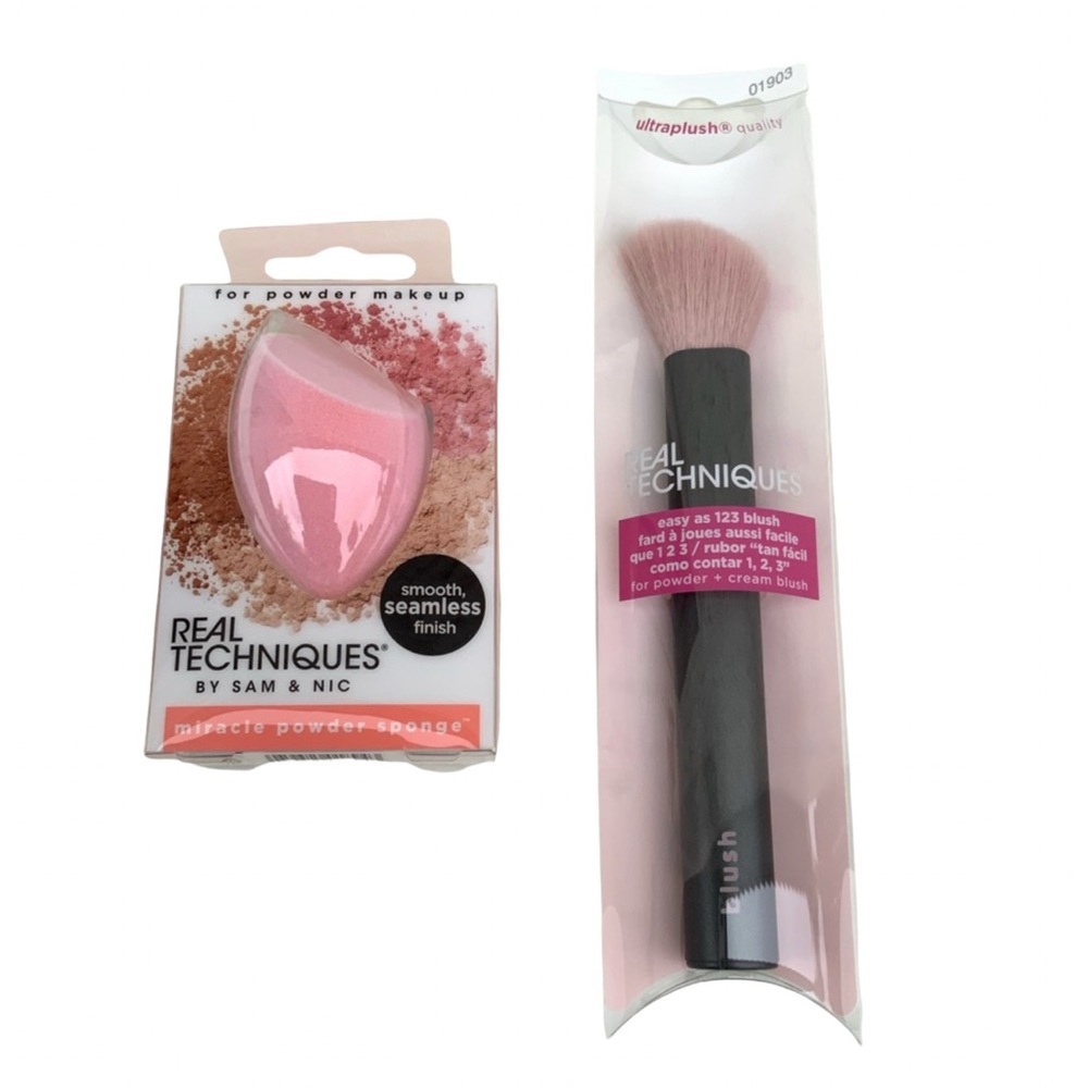 Real Techniques Powder Sponge &Blush Brush